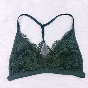 Victoria Secret Body By Victoria Lace Bra XS EUC